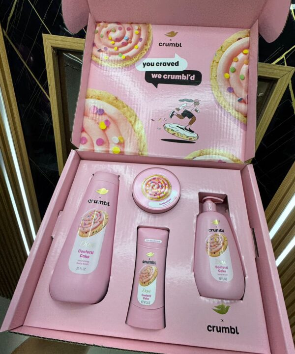set completo de Dove x Crumbl